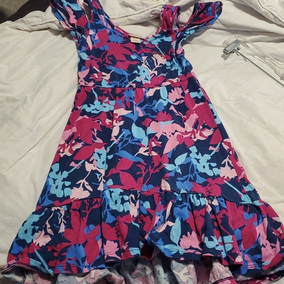 Dress - Picture 3 of 5